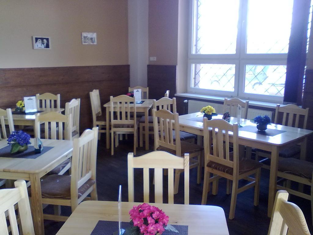 Penzion A Restaurace Na Salasi Hutisko Exterior foto