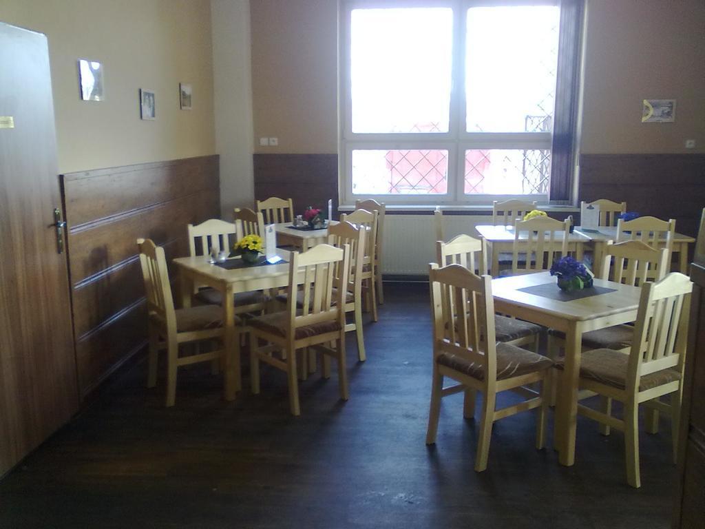 Penzion A Restaurace Na Salasi Hutisko Exterior foto